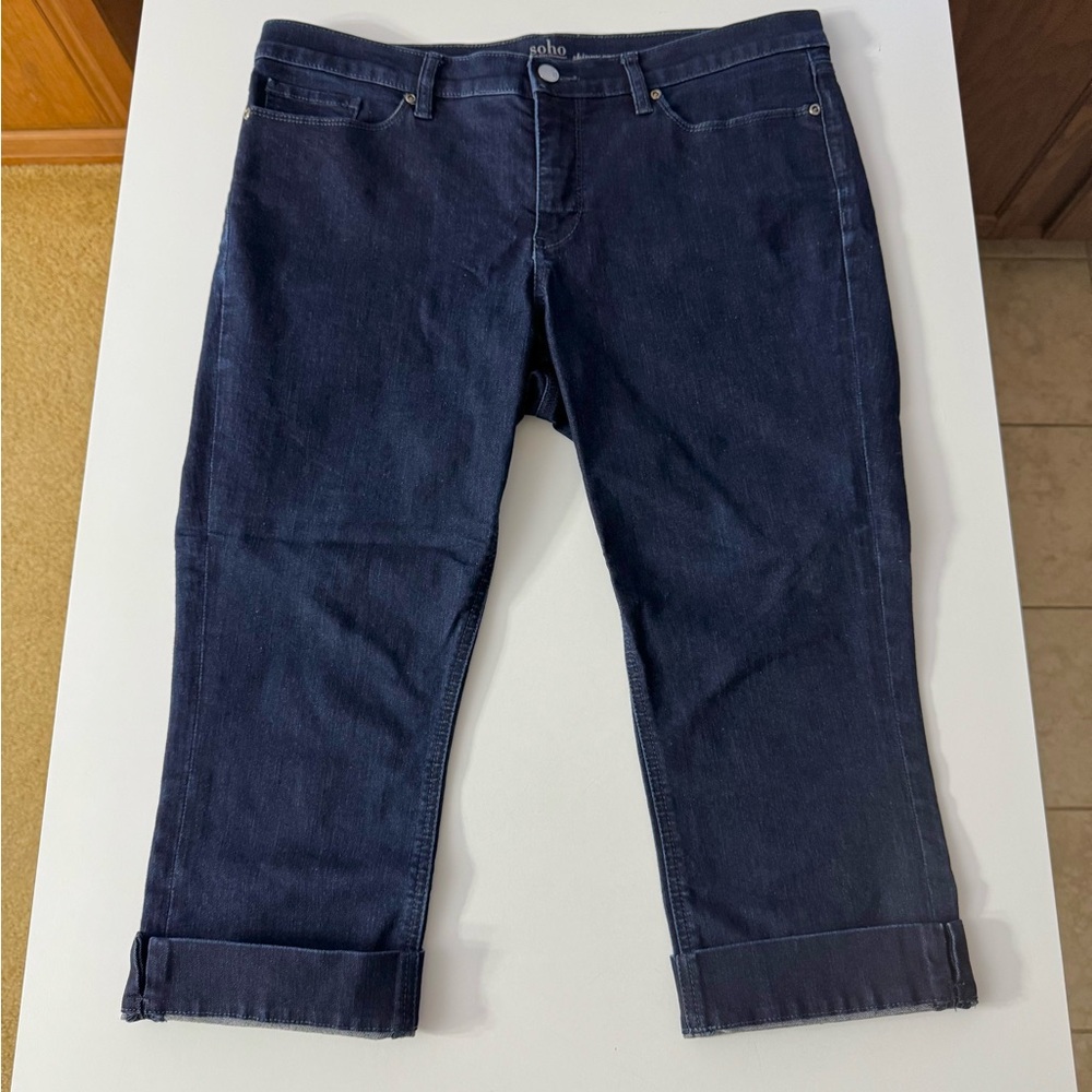 Soho by New York & Company Dark Wash Skinny Cropped / Capri Blue Jeans Size 14